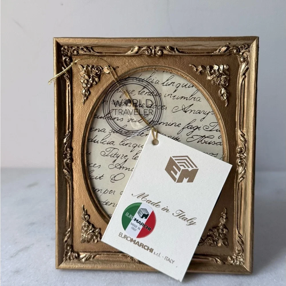 Baroque-style photo frame by Euromarchi, Italy gold ornate oval opening NEW…wood
